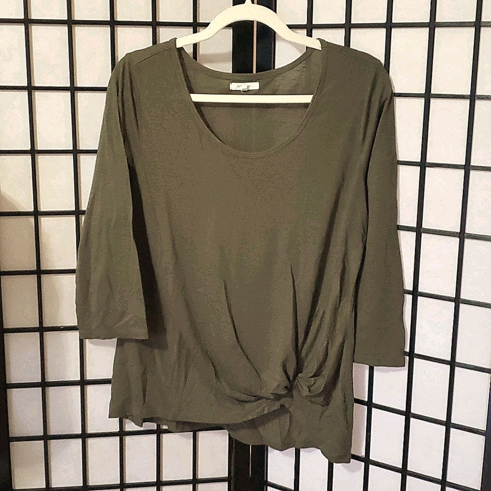 Women's Large Knit Top